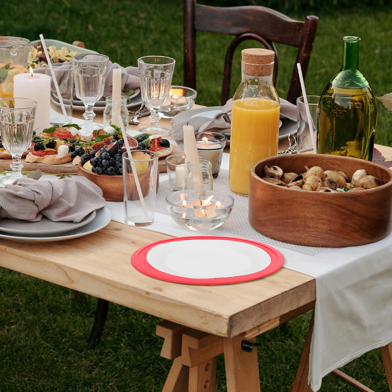 

8Pcs Paper Plate Holders Reusable Lightweight Portable Design for Outdoor Bbq Camping Picnic Party 9 Inch Plates Support Base