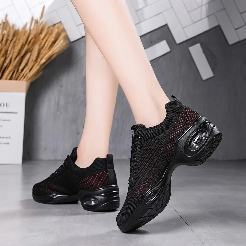 Dance Shoes Soft Sole Ventilation Shoes For Women Mesh Fitness Shoes Dancing Sports Shoes Zapatos Mujer Jazz Sneakers