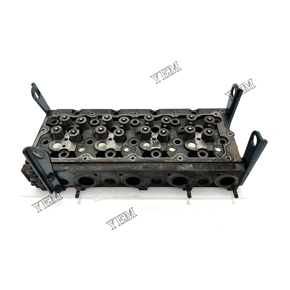 

Cylinder Head Assy For kubota V2403 Engine Spare Parts