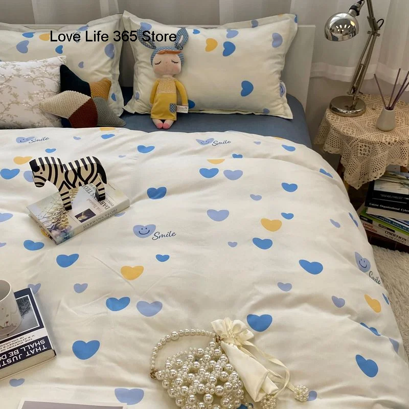 

Sweet Blue And Yellow Love Heart Printed Bedding Set For Girl Adult Child Quilt Cover Soft Flat Sheet Pillowcases Soft Bed Linen