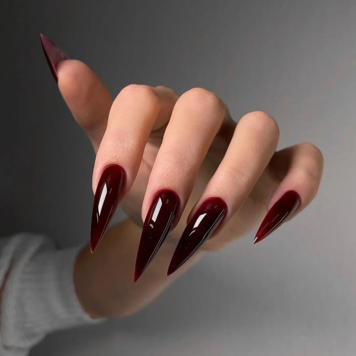 24Pcs Long Stiletto False Nails Y2K Girls Nude Color Charms Press On Nails Simple Wearable Fake Nails for Women DIY Manicure