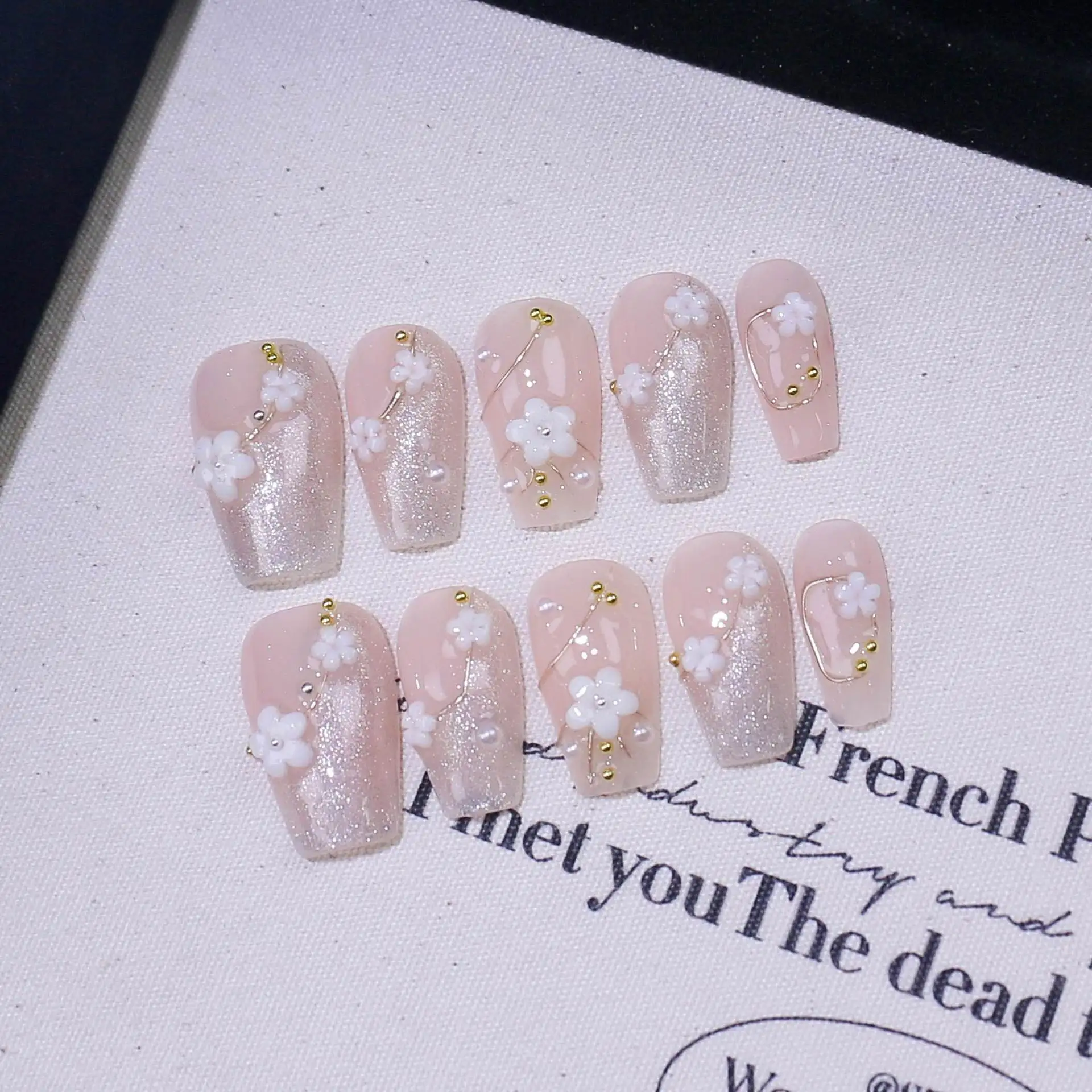 

10 шт., пресс для ногтей ручной работы для фототерапии, полное покрытие, профессиональные накладные ногти с французским вишневым цветом, кошачий глаз, многоразовые