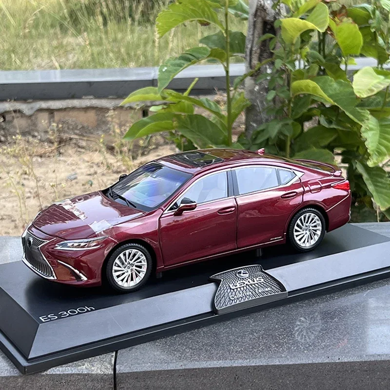 1:18 Diecast LEXUS ES300H Alloy Car Model Simulation Vehicles Sports Car Collection Boy Gift Ornaments Original Box