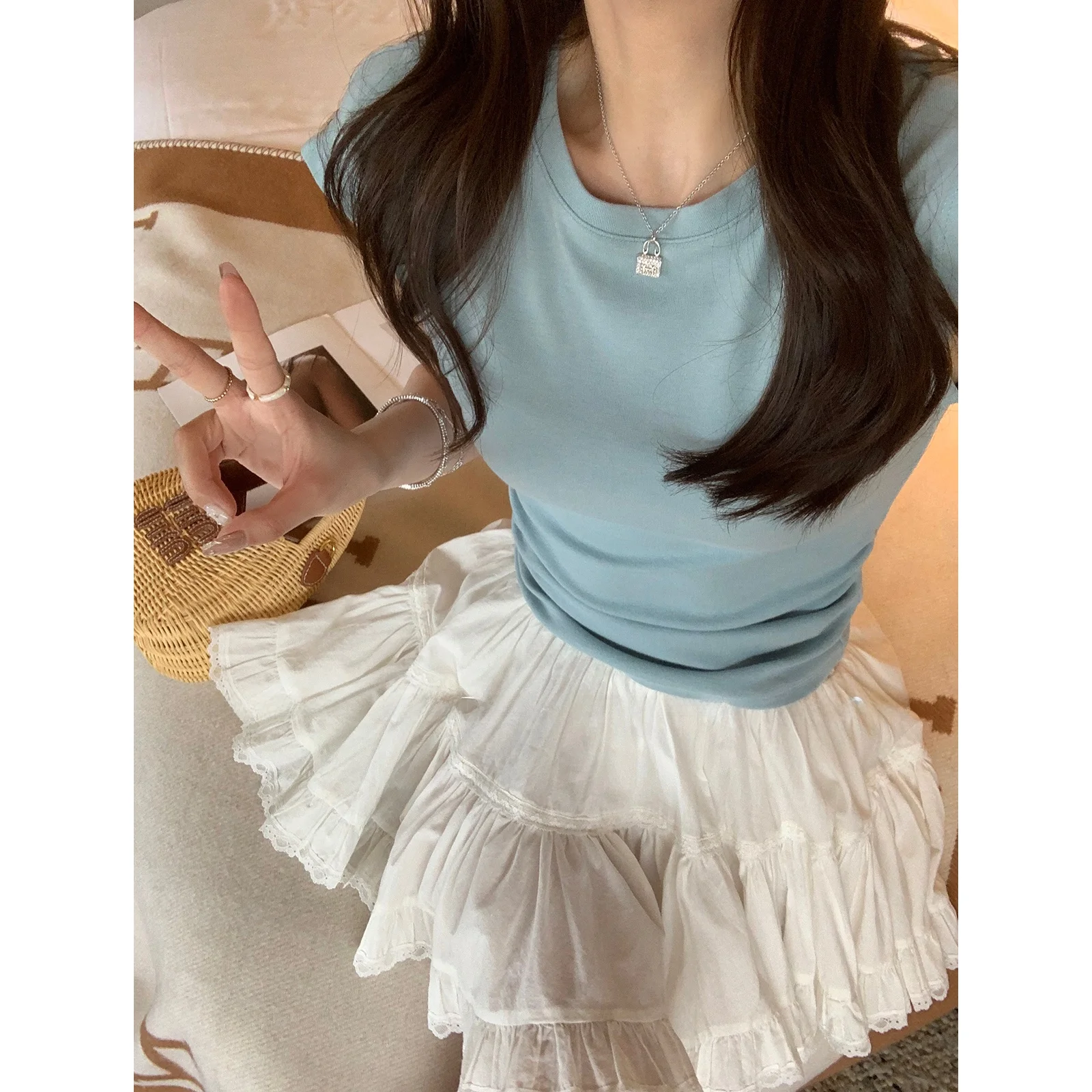 

Женская футболка MUKOK Slim Fit с коротким рукавом, тонким рукавом-крылышком и круглым вырезом, с оригинальным дизайном плеча