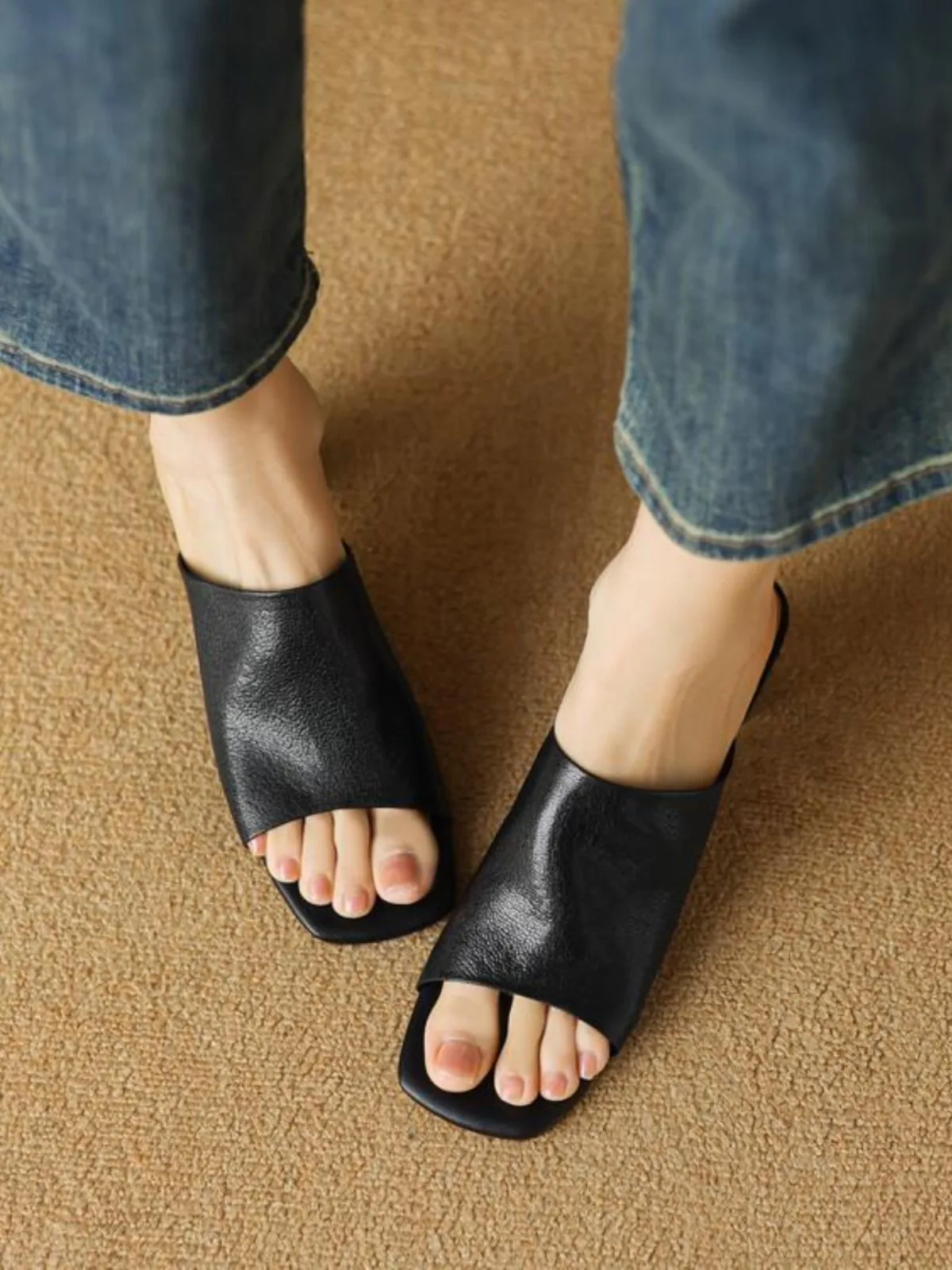 

eepskin Leather High Heel Semi Slippers Women Summer New Outdoor Wear mid Heel Thi Heel Square Head Sandals Fi Mouth