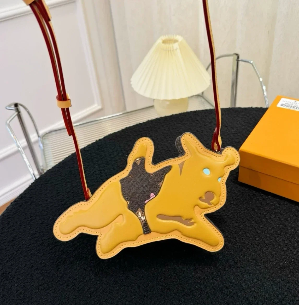 

Puppy bag hanging decoration fashionable small wallet, cute dog design, keychain bag accessories