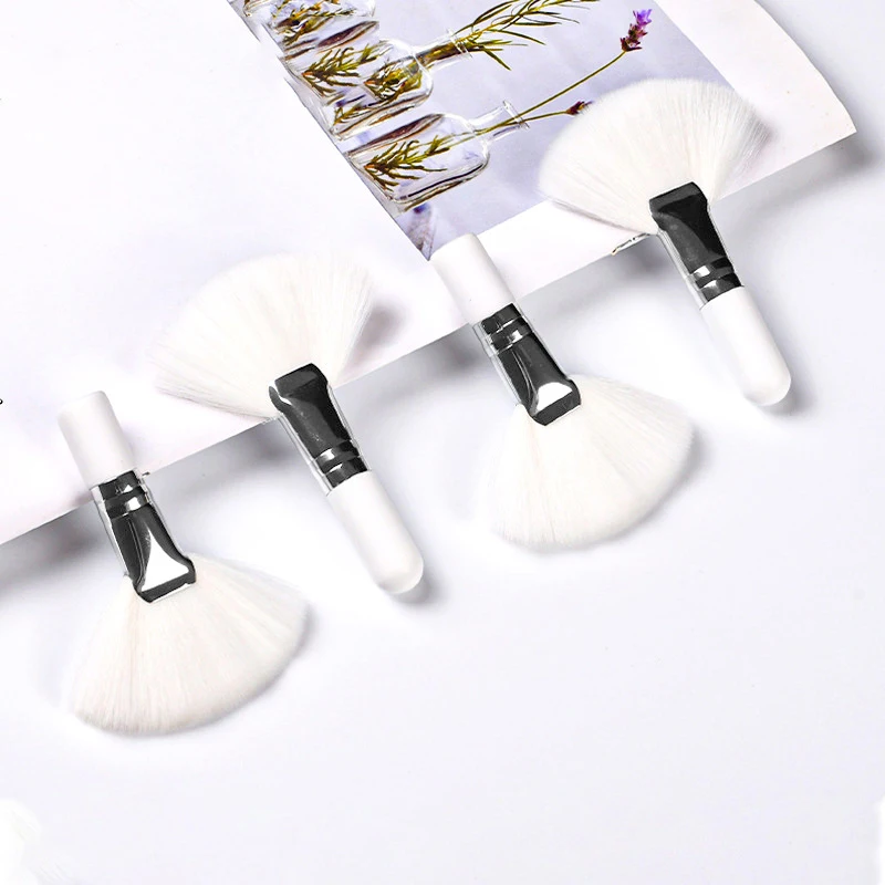 Mini Fan Makeup Brushes Facial Powder Foundation Blusher Concealer Brush Cosmetic Tools Synthetic Fiber Fan Brushes