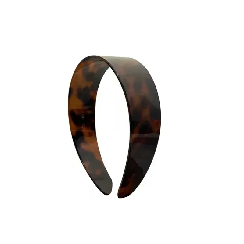 Retro Headband with Classic Tortoiseshell Pattern - Ideal for Non-Slip Face Washing by Adult Women