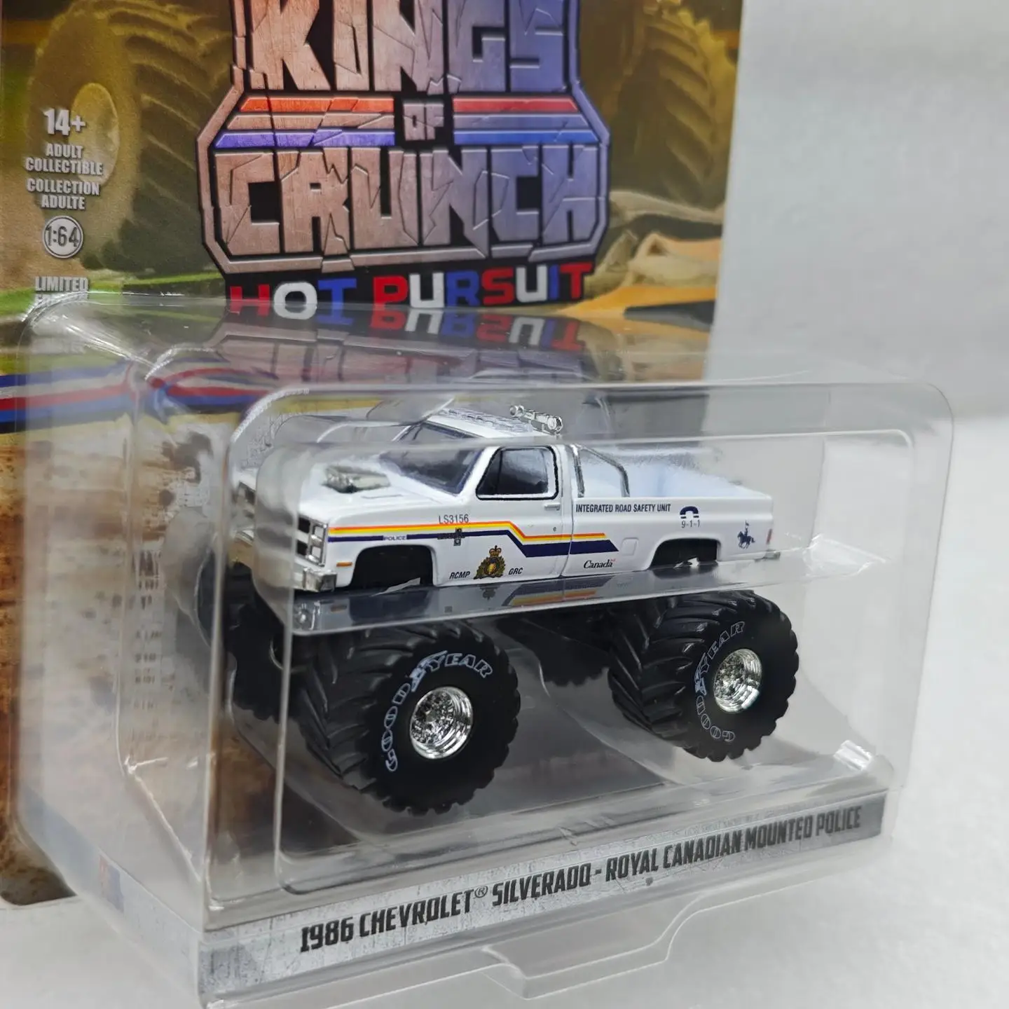 

GreenLight 1:64 1986, Silverado-Royal, канадский монтируемый полицейский, модель автомобиля, мини-игрушка из сплава, украшение для дисплея, подарок