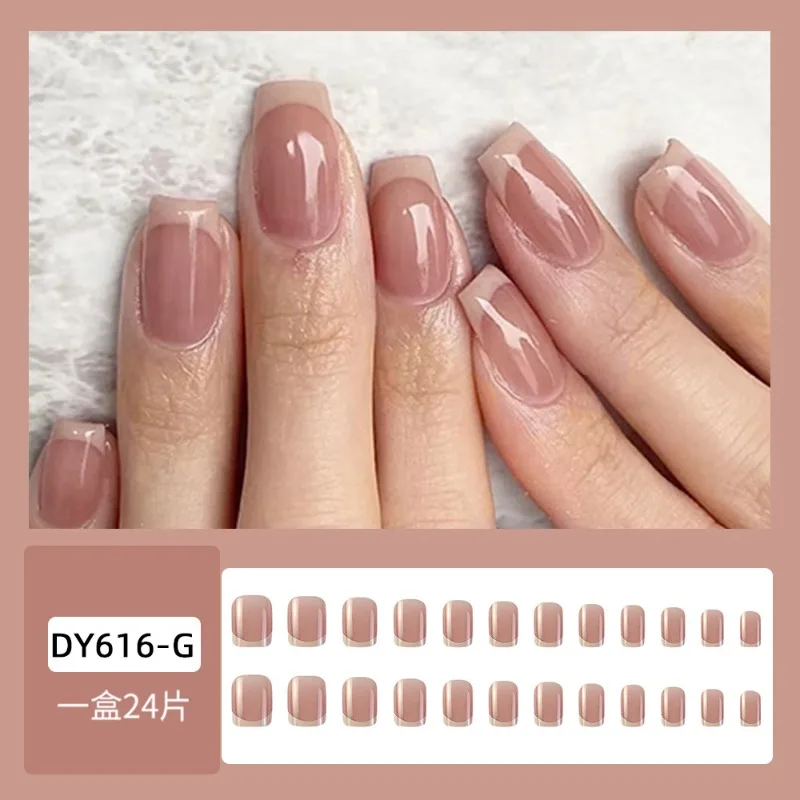 24 teile/satz Mädchen weiße Fingers pitzen Faux Ongles drücken auf falschen Nagel mit Kleber Nail Art kurze Enten schnabel geformte künstliche Nägel für Frauen