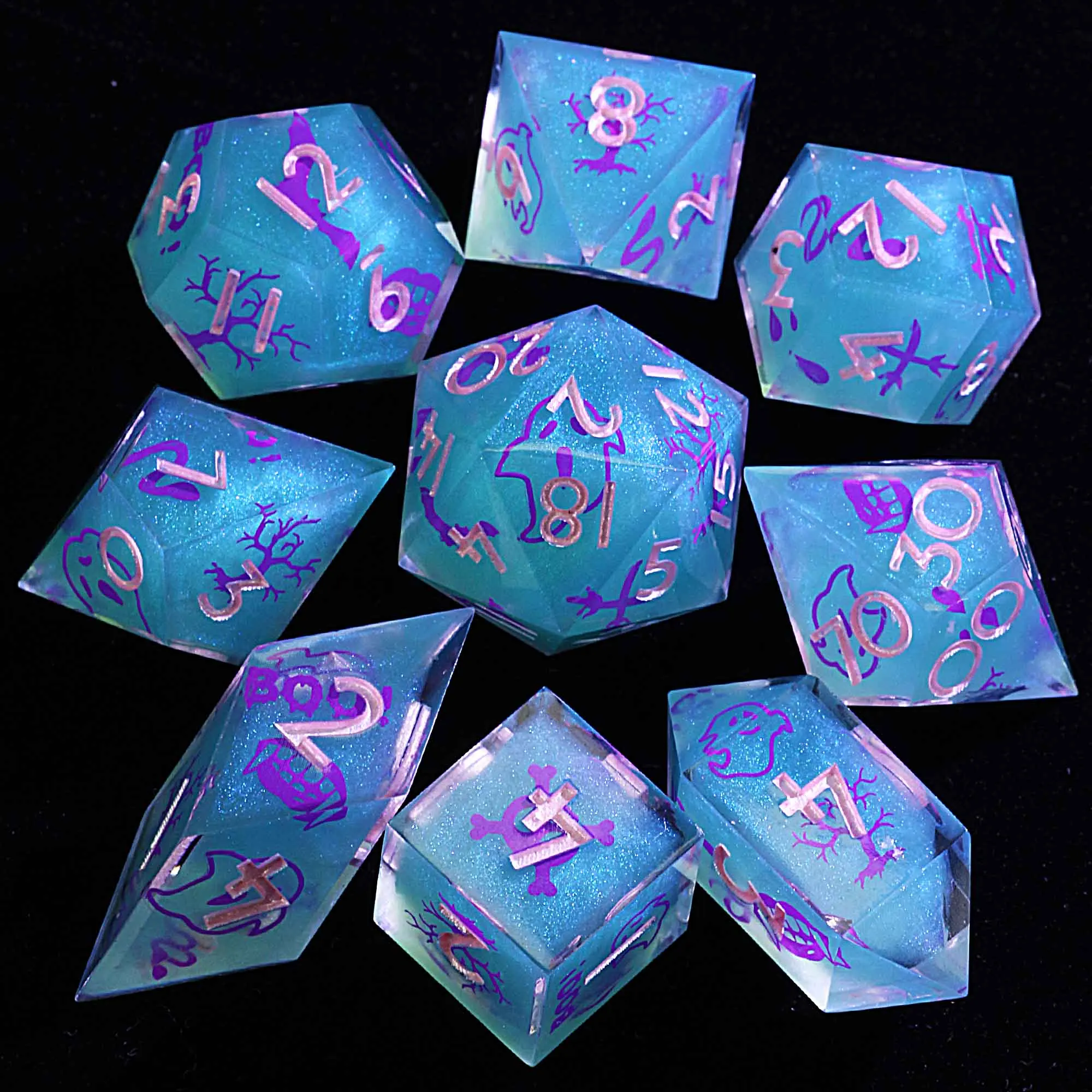 

Хэллоуин 9. Наборы DnD из многогранной смолы Dice Venomous Spectre Toxin
