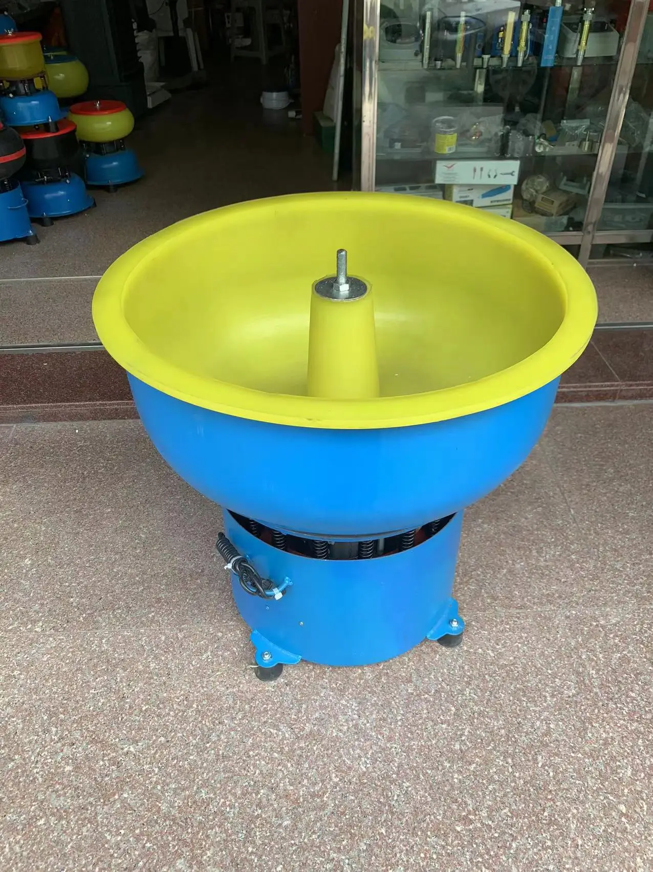 

20Inch Vibratory Tumbler Polishing Machine Jade Agate Grinder Vibrating Barrel Grinding Device for Jewelry Grind Surface