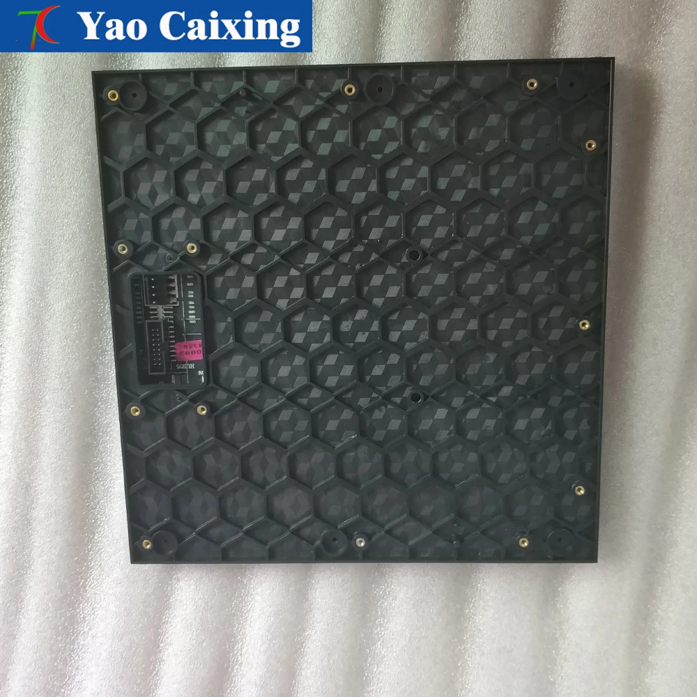 Gorąca sprzedaż 2025 P3.91 wewnętrzny SMD2121 64*64 piksele SMD Elektroniczny wyświetlacz materiał 250*250mm HUB75 sterowanie linsn/novastar moduł wideo