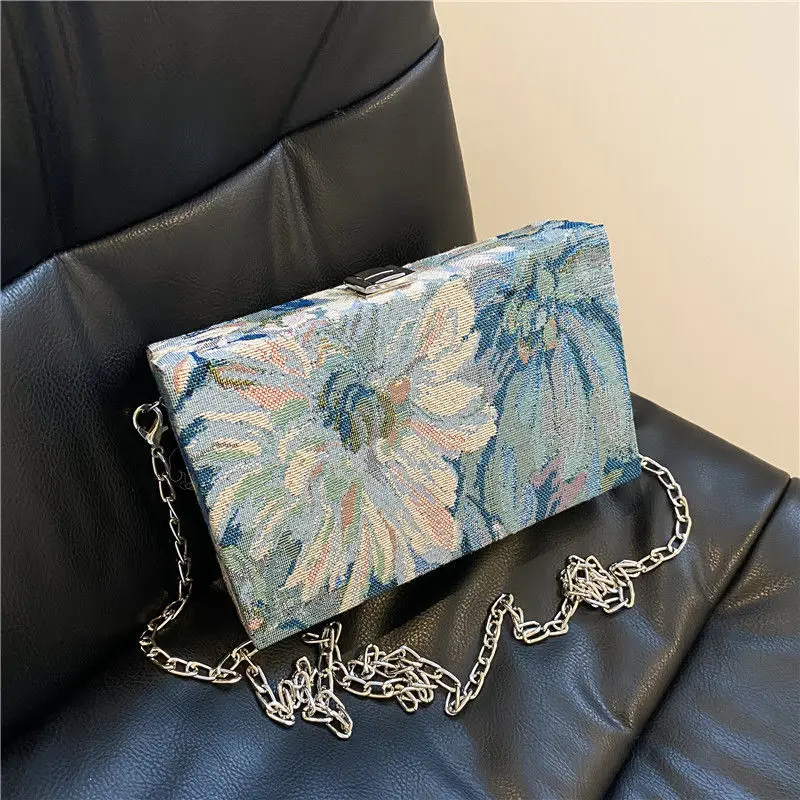 Chinese Style Oil Painting Shoulder Bag Embroidered Box Chain Versatile Forest Style Summer Phone Bag for Women
