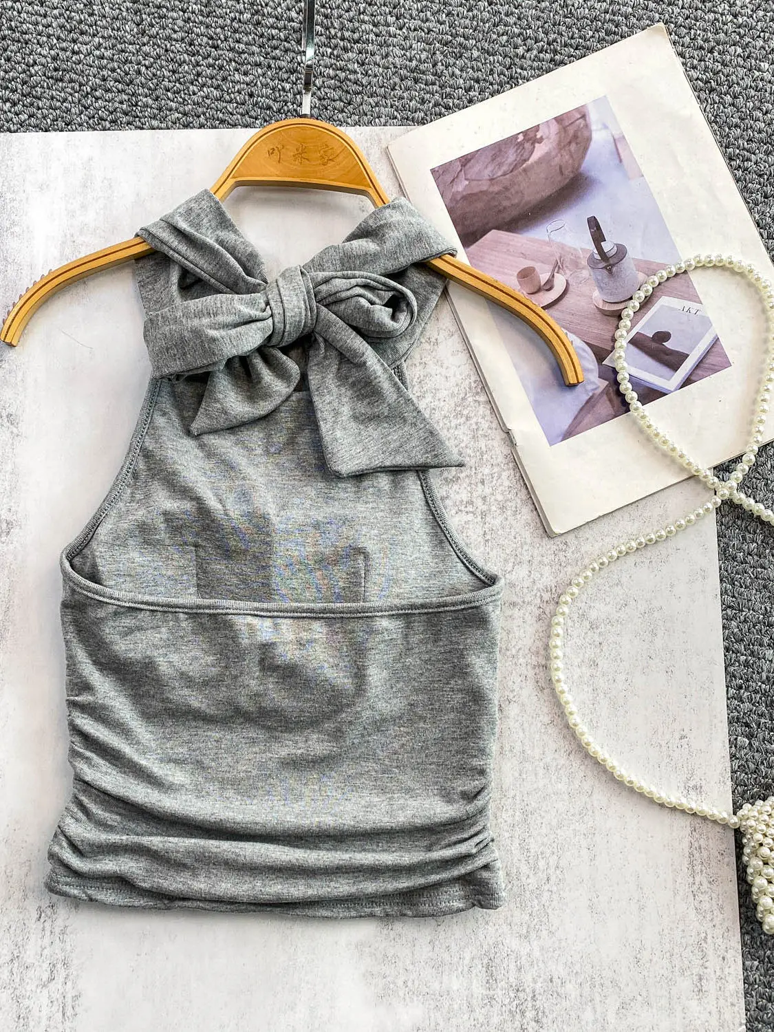 Gilet sexy dolce piccante con cinturino da donna Autunno Inverno Top lavorato a maglia con imbottitura sul petto Capispalla a pieghe dimagrante per donna