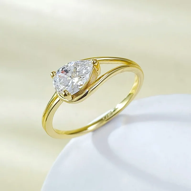 100% 925 Sterling Silver Pear Cut 2CT White Sapphire High Carbon Diamond Finger Ring for 18K Gold Women Wedding Party Jewelry