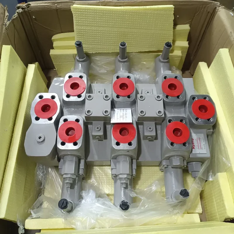 Original Quality Multiple Valve Assembly Three-way Main Valve 1010302795 Apply for Crane 55T