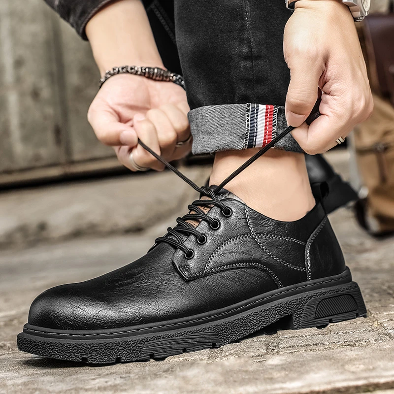 Zapatos de talla grande para hombre, zapatillas clásicas informales de tacón bajo para exteriores, costura de punta redonda con cordones, tendencia de cuero, 2023