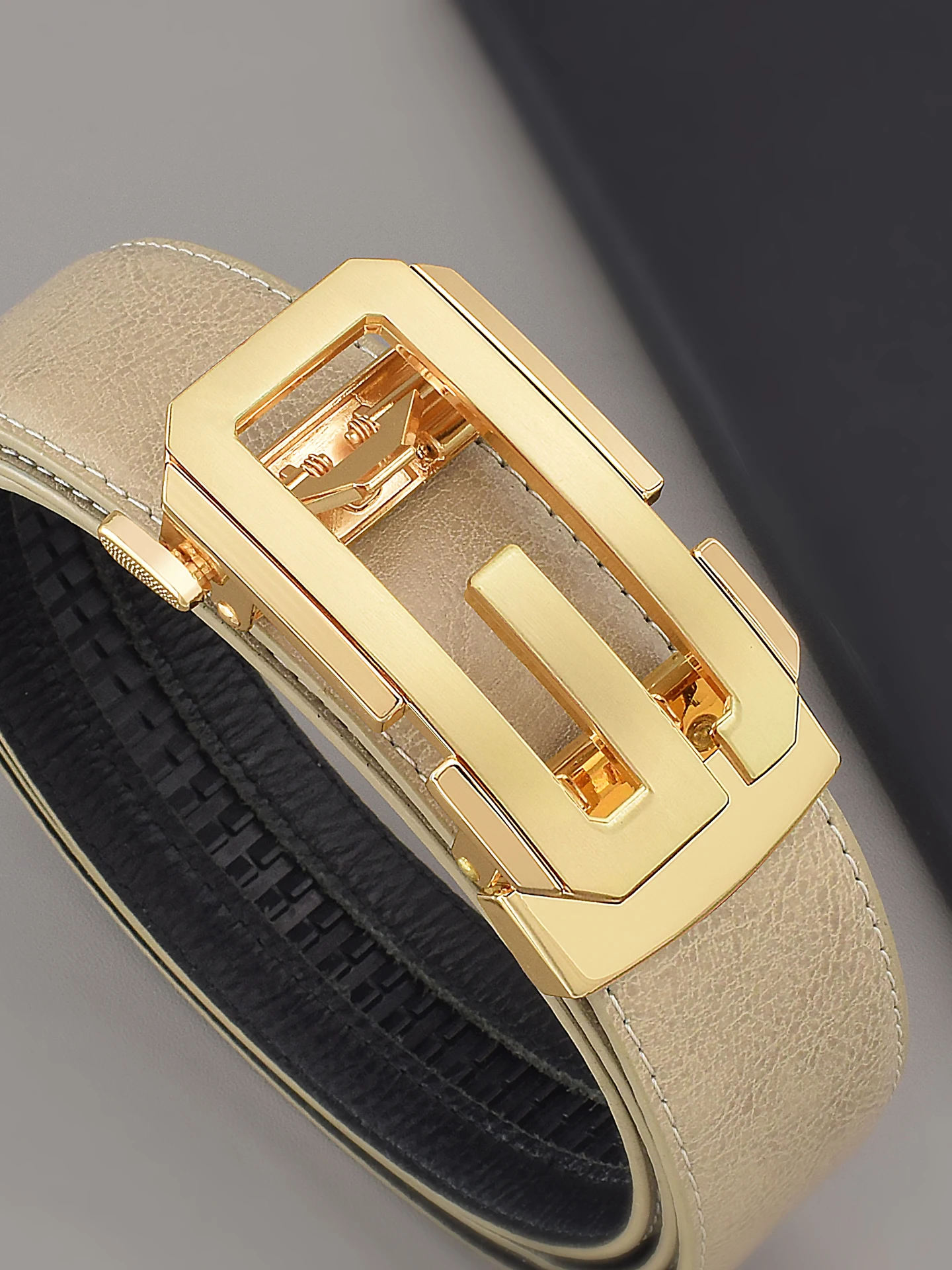 ceinture-en-cuir-gris-pour-homme-simple-et-elegante-avec-boucle-automatique-inscription-de-luxe-ceinture-polyvalente-pour-les-jeunes-generations