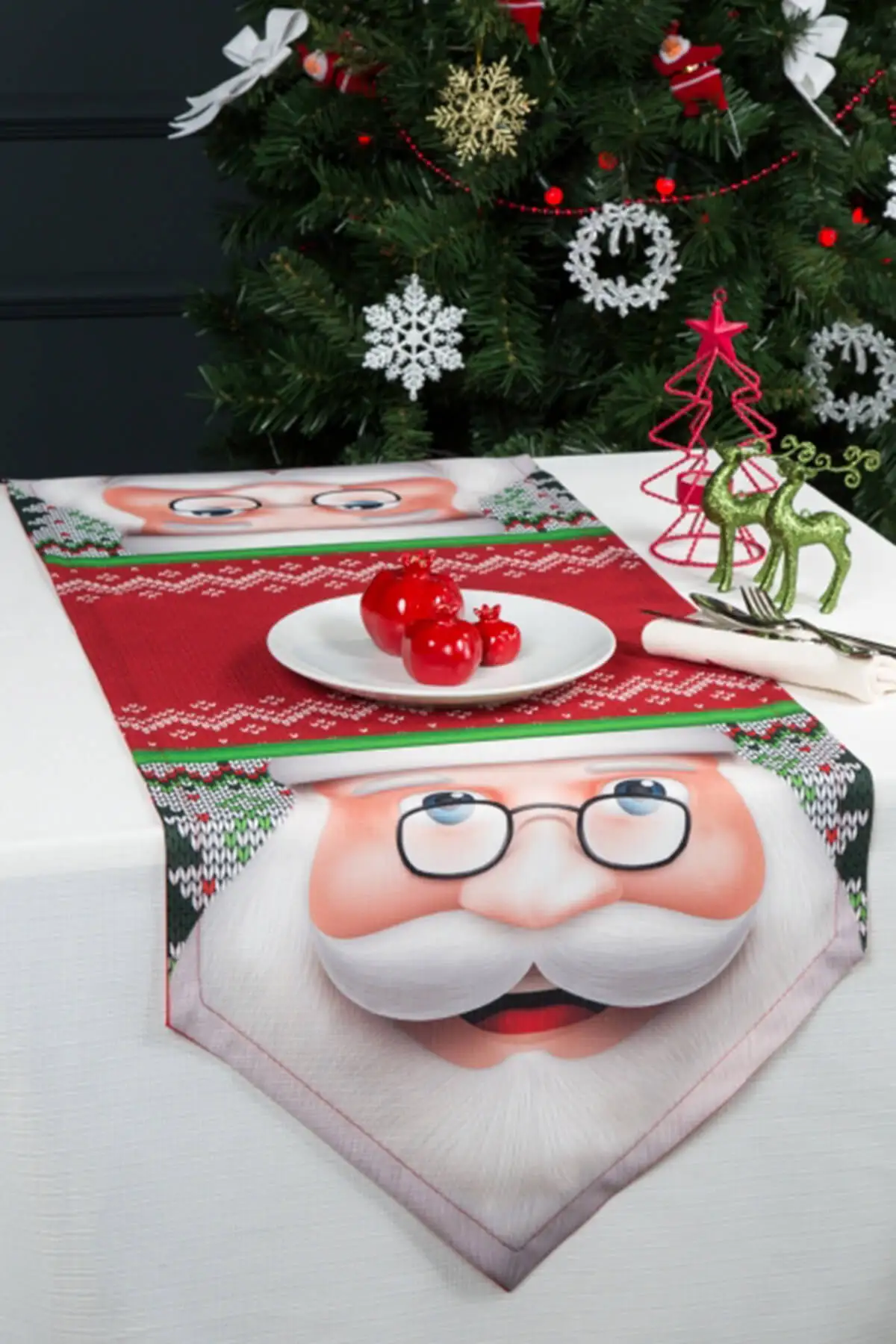 Santa Claus Runner Christmas Gift Stylish Tables 45 x135 cm