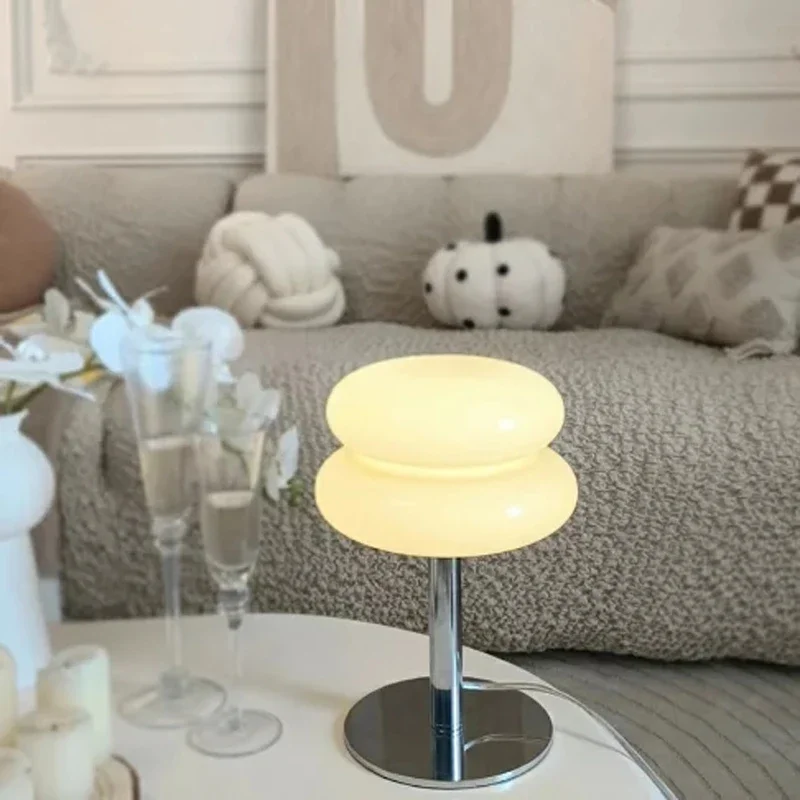 Macaron Glass Table Lamp, escurecimento tricromático, proteção para os olhos, Night Light, Girl Bedroom, Bedside Decoration, Room Atmosphere Lamps