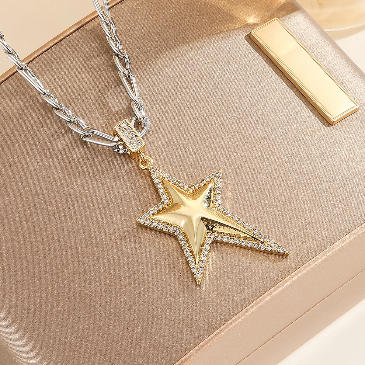 2026 نمط جديد أربع نجوم قلادة سترة سلسلة للبنين والبنات ، الراقية الفاخرة موضة الشارع القوطية سلسلة المجوهرات. #6