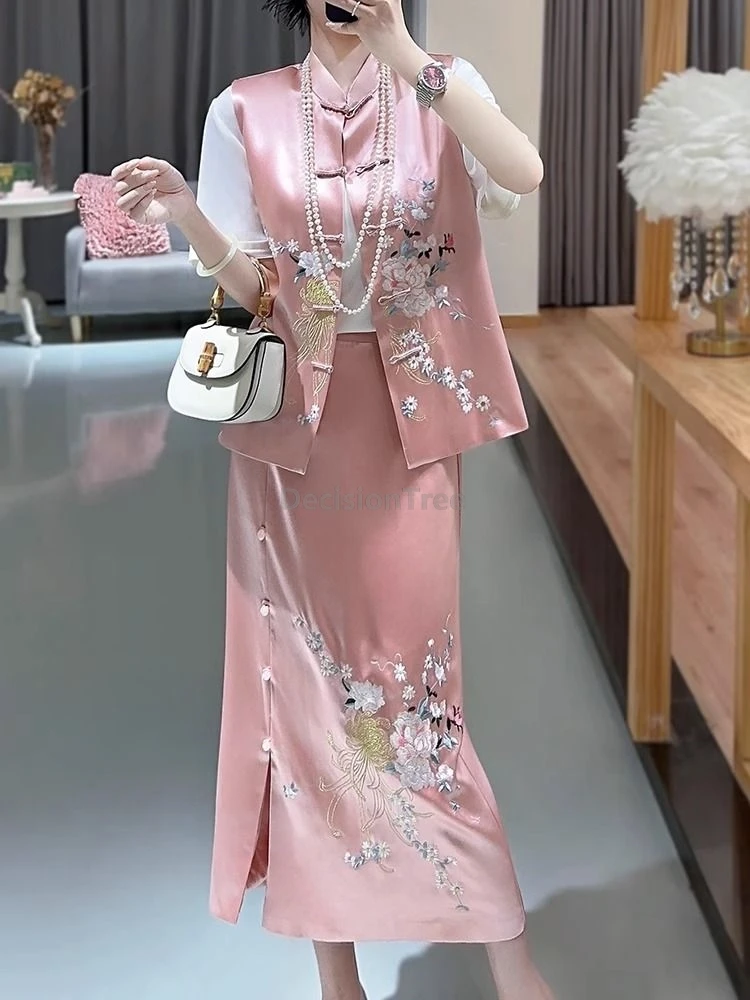 

2025 gorgeous exquisite embroideried chinese clothing set retro disc buckle temperament vest elegant versatile pack hip skirt