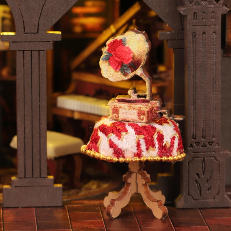 Thumbnail 4 - #37 Doll Houses Comparison Guide