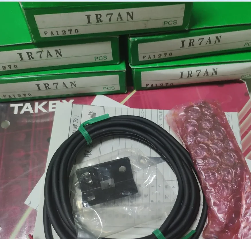 

New original Takex photoelectric switch 1R7AN