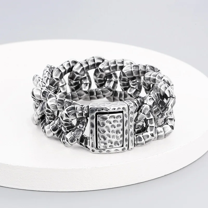 

Retro trend stainless steel wrapped snake body bracelet for men