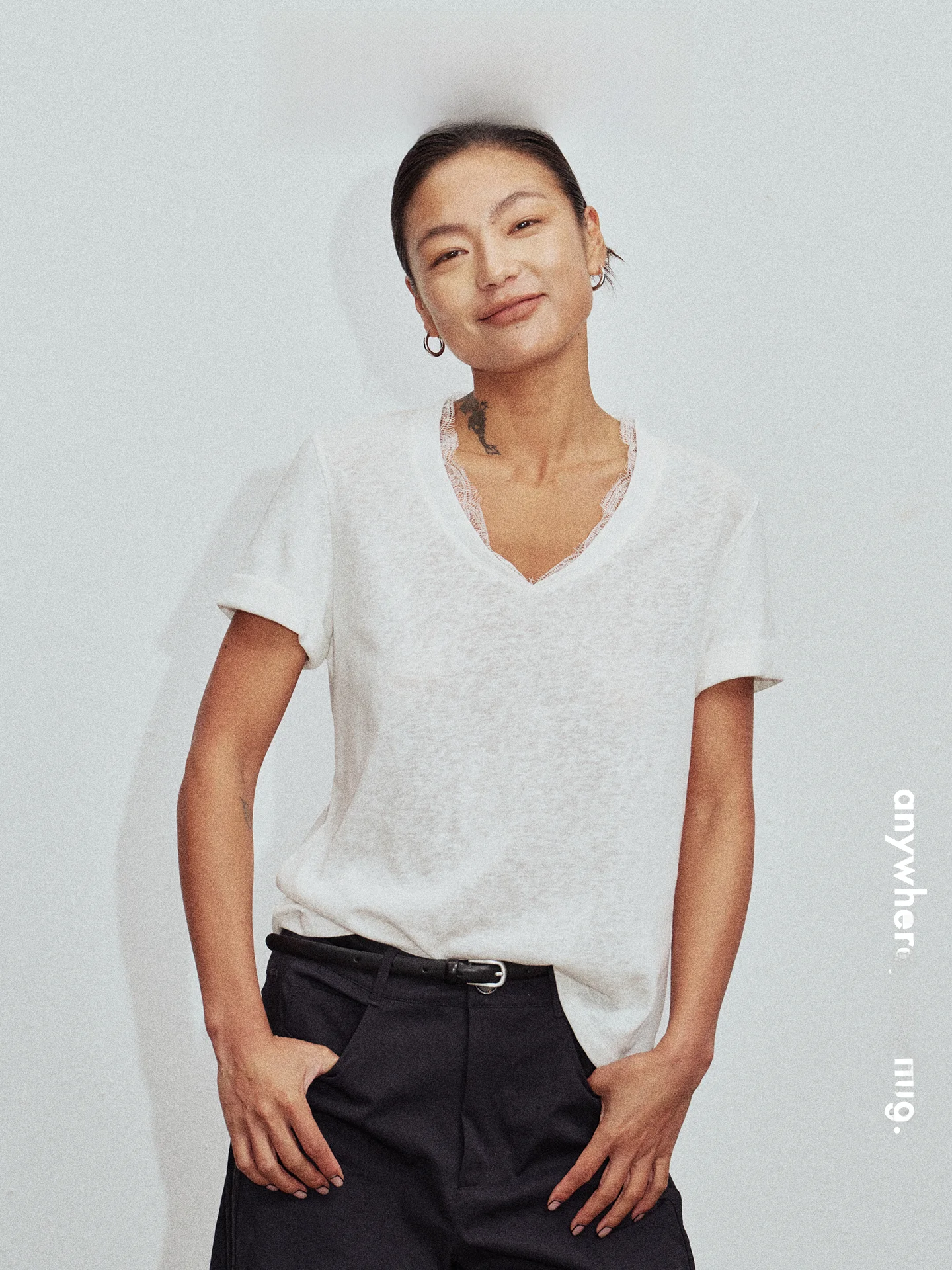 

Summer Cotton Linen Short Sleeve V-Neck T-Shirt Women's Design Sensation White Lace Shoulder Slimming Top Soft Comfortable Br...