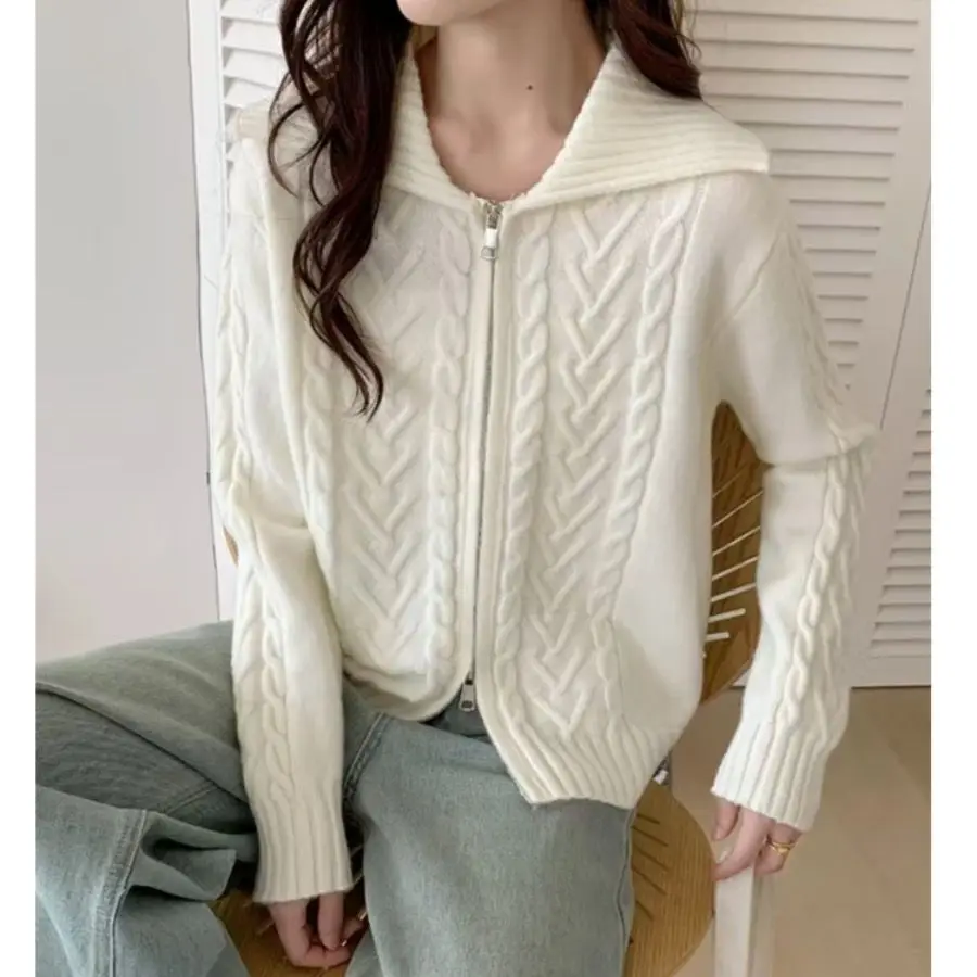 

New Arrival Women's Knitted Sweater Outerwear by Daylang Town Guangzhou Chaozhou 2025 Winter Season 00% Other Material