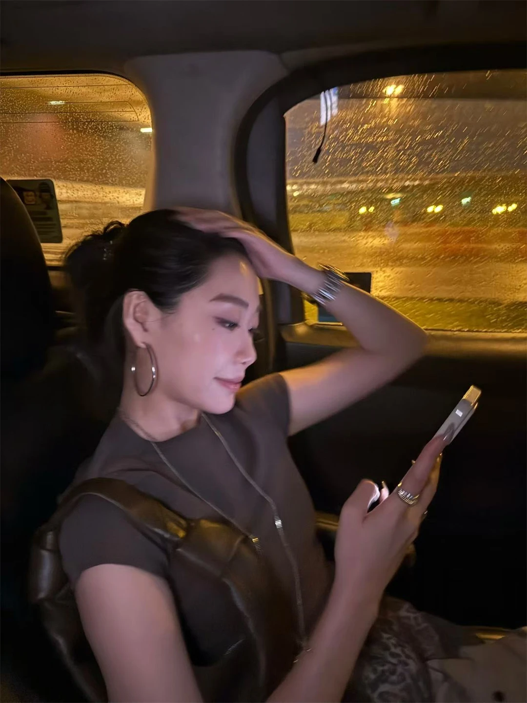 

Новинка ранней осени: жидкое шелковое хлопковое полотно Niten с высокой эластичностью, из натурального шелка и хлопка, с добавлением медно-аммиачного волокна, четыре цвета, маленький размер...