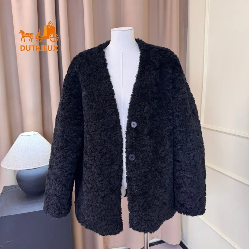 2025 New V-neck Winter Women's Real Suede Fur Coat, 100% Suede, Fashionable and Casual Commuting Travel Warm Genuine Fur Jacket