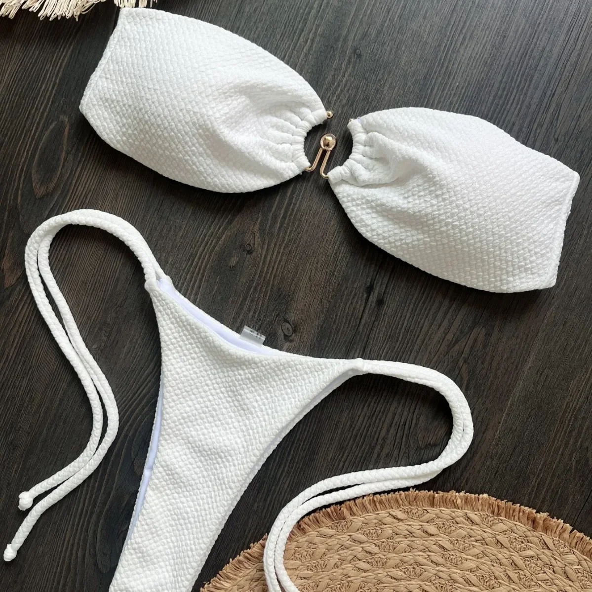 

Новый морщинистый бандо с металлическим кольцом, стринги, бикини, женские купальники, женский купальник, комплект бикини из двух частей, купальный костюм, купальный костюм