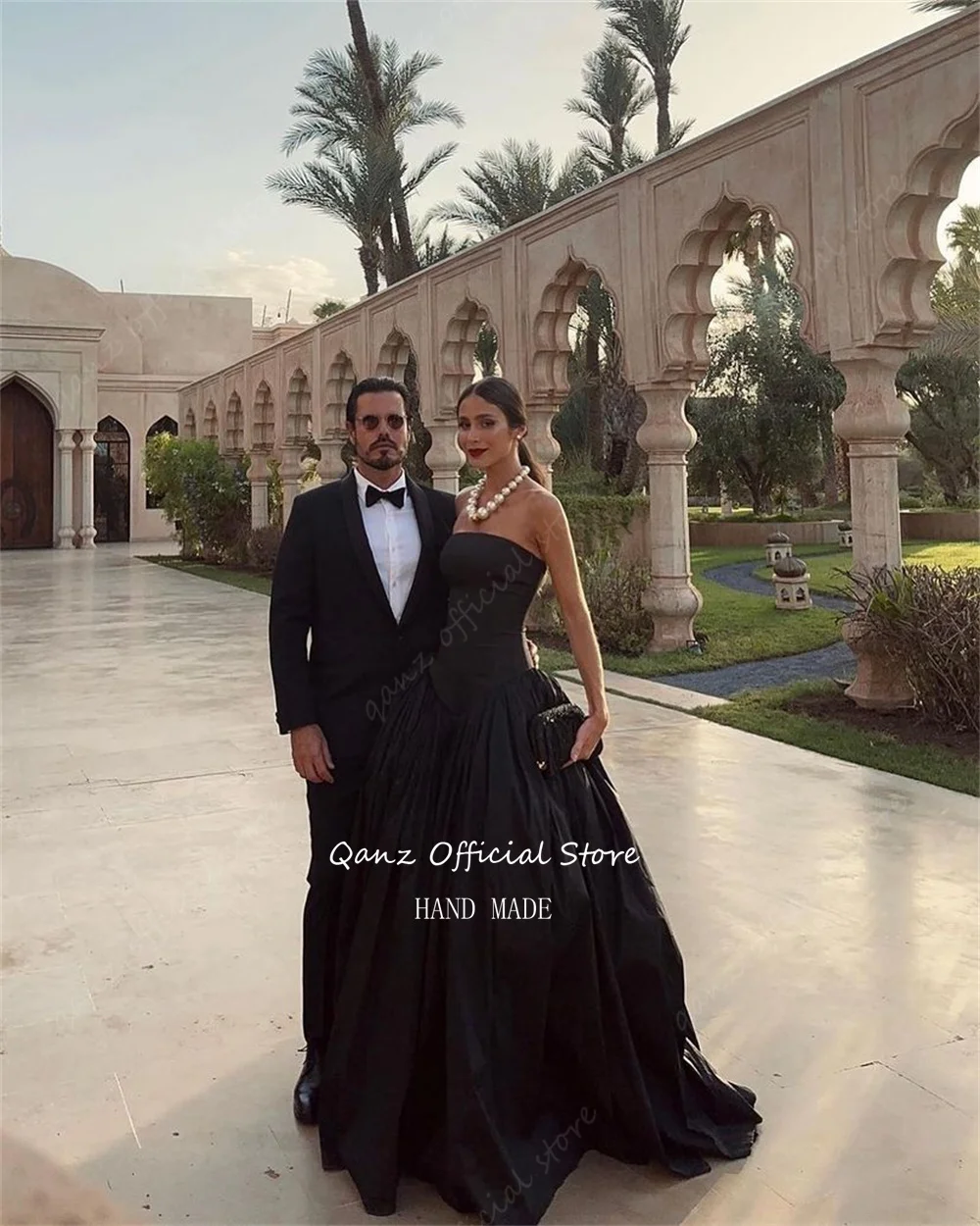 Qanz Vintage Black Evening Dresses Strapless Satin Formal Occasion Dresses Long A Line Pleat Vestido De Noche 2024 Customized