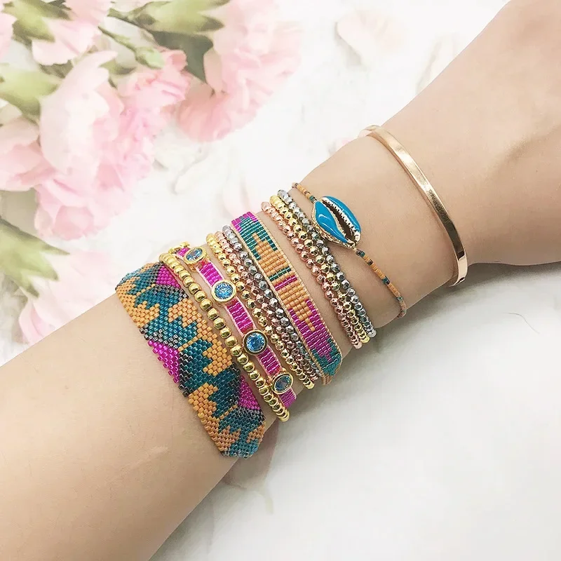 

Rice bead bracelet Geometry Pattern Retro Hand weaving Adjustable Bohemia Shell Gradient Originality Beaded bracelet set