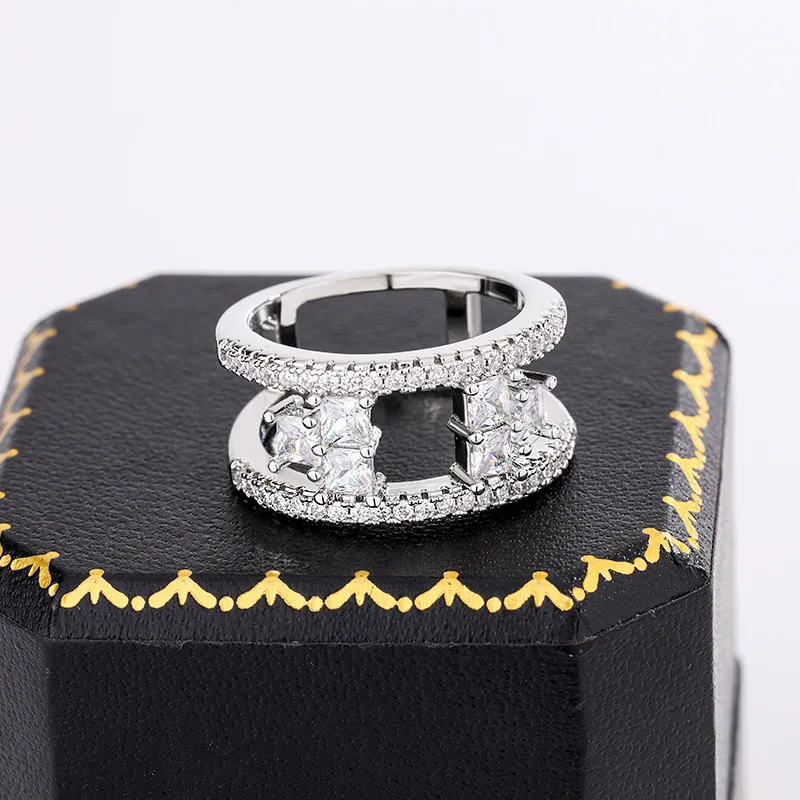 

Fashion S925 Sterling Silver Hollow Circle Geometric Couple Ring Ladies Niche Design Gift Jewelry