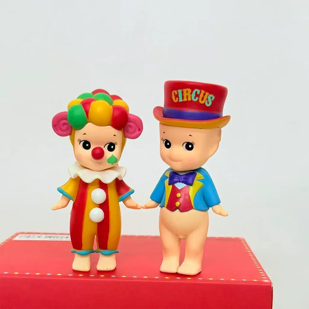 Hoge kwaliteit nieuwe engel mini figuur circus serie blinde doos tweede generatie mini anime decoratieve kinderverrassingscadeau