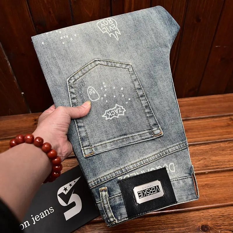 Trendy printed slim fit jeans for men, stretchy casual street fashion, 2025 summer thin light colored long pants