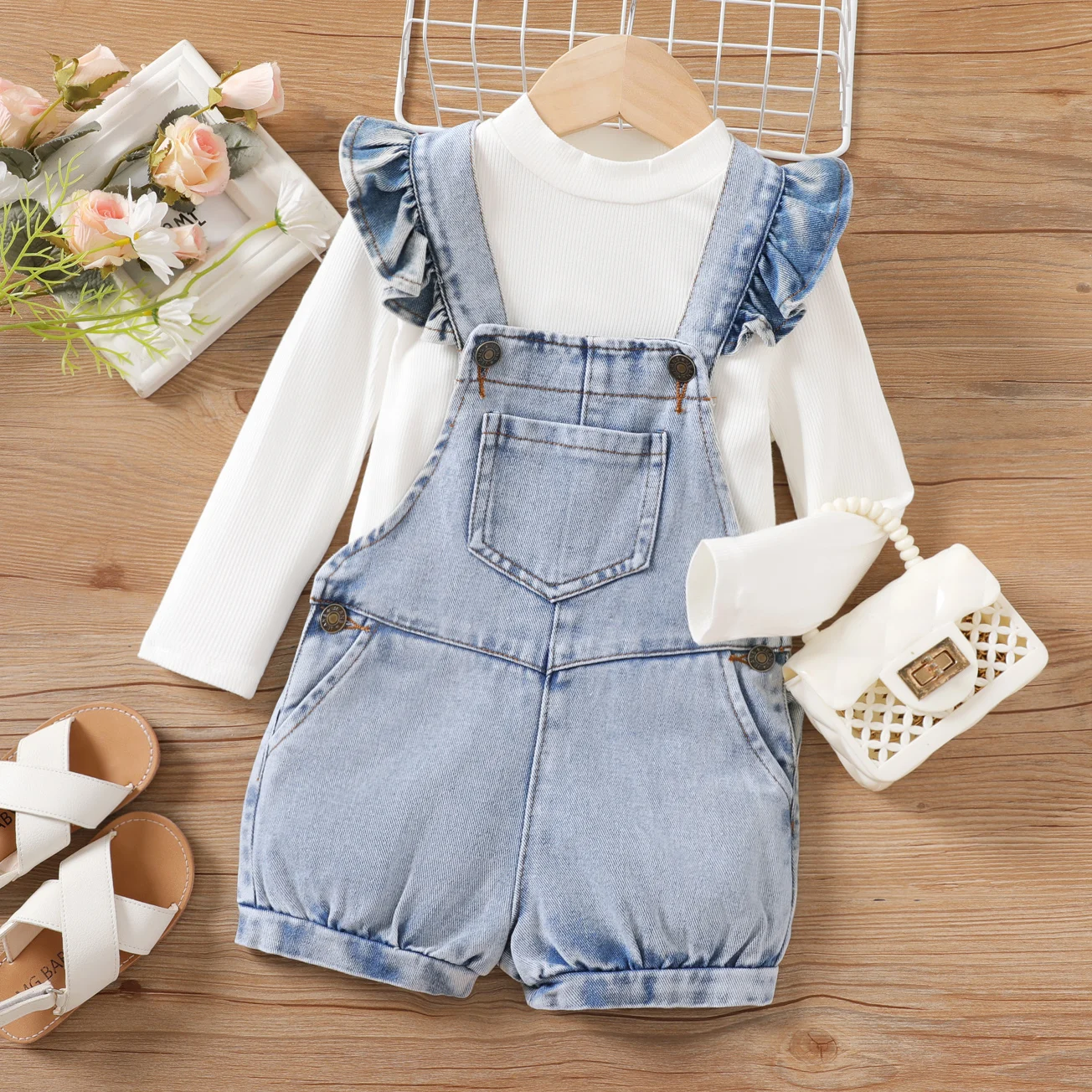 

PatPat 2pcs Toddler Girl Long-sleeve Top and Denim Overall Romper Set