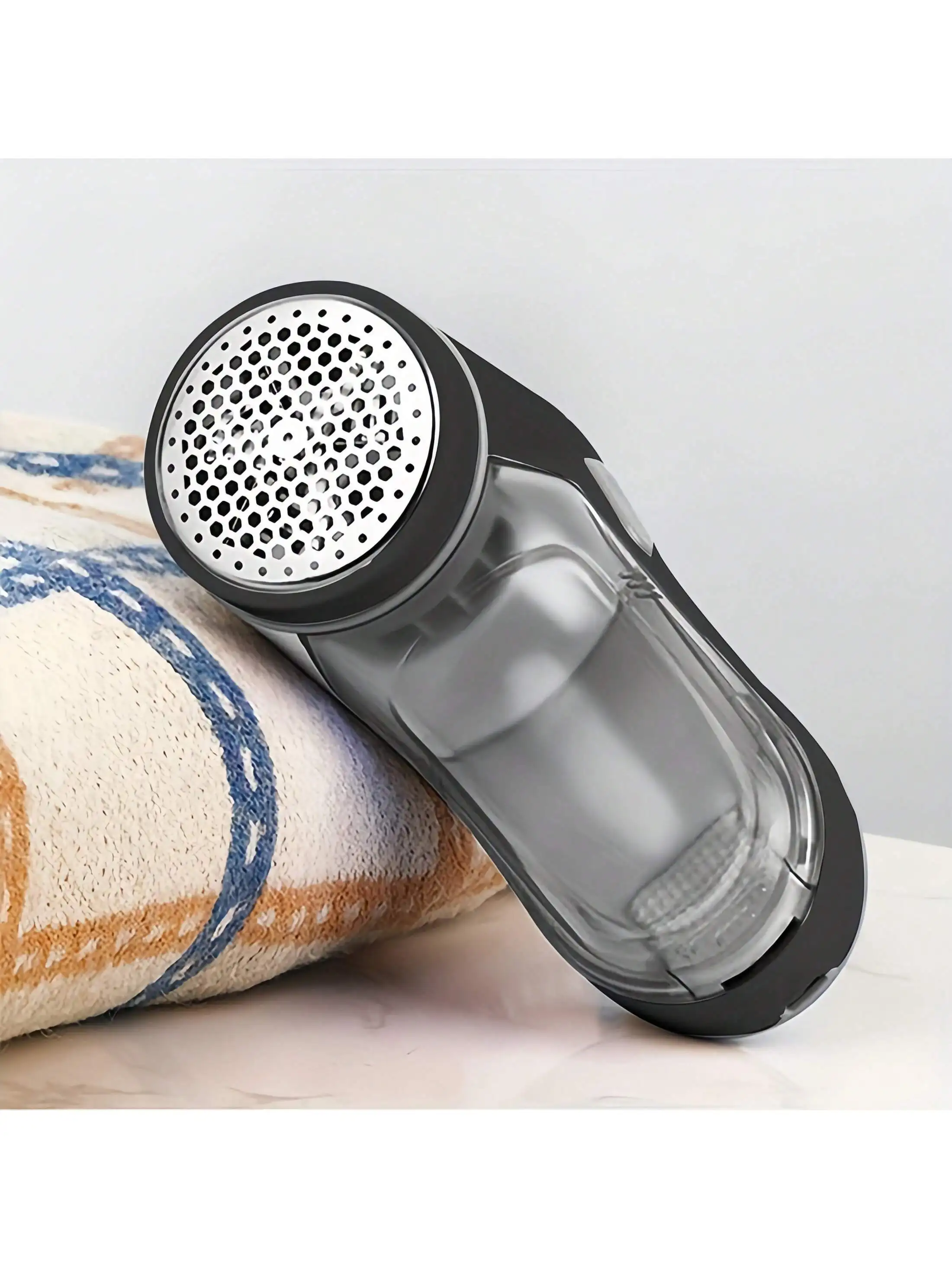 Sweater Fabric Shaver,  Lint Remover, Rechargeable Sweater Shaver With Stainless Steel 3-Leaf Blades, Safety Protection Switch,