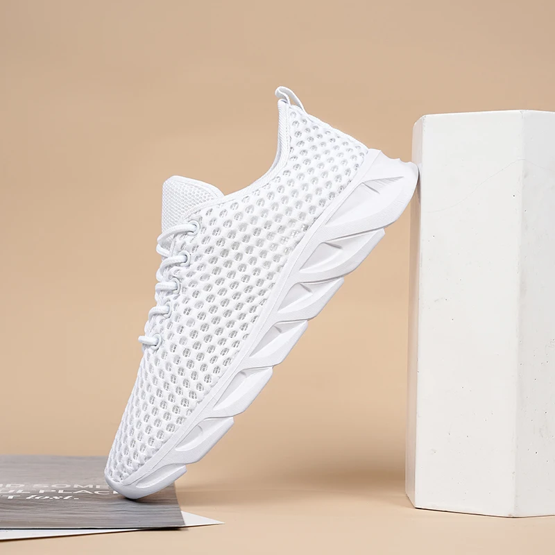 

Fashion Women's Thick Soled New Running Soft Soled Summer Casual Mesh Sports Outdoor Anti Slip Hiking Shoes Tenis Masculino