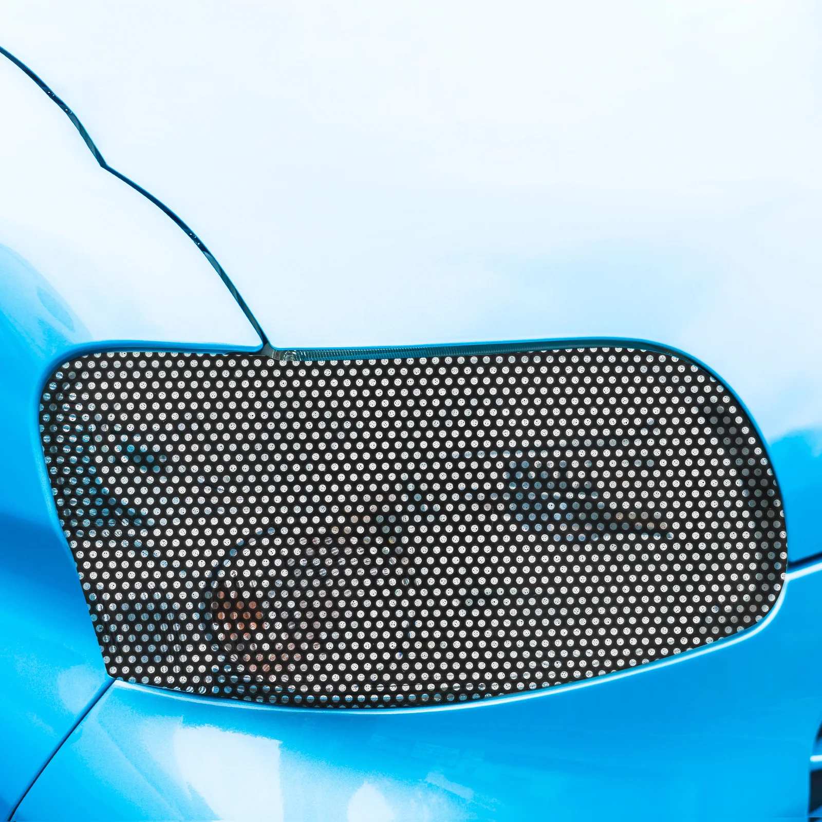 

Пленка для изменения цвета задних фонарей, сотовый дизайн, устойчивая к оттенку автомобиля, устойчивая к царапинам, простая установка, тонировочная пленка для автомобиля