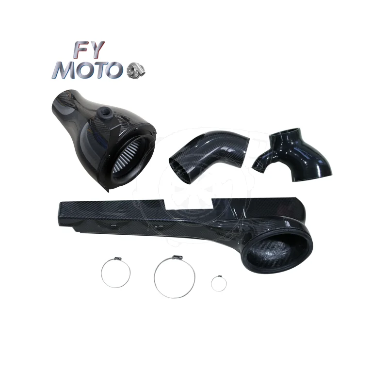 مدخل ألياف الكربون لسيارة VW Golf Mk8 (R) 2.0T #2