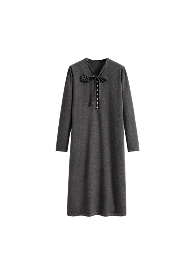 

Женское платье больших размеров с V-образным вырезом и длинными рукавами, новая весенняя коллекция, модное, в университетском стиле, с эффектом похудения, для повседневной носки, из полиэстера.