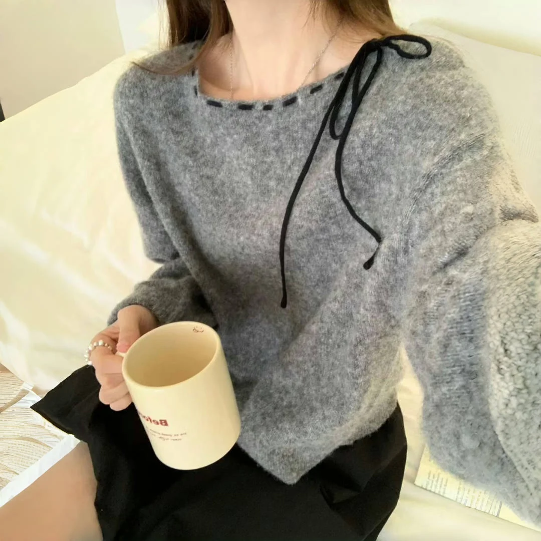 

2025 New Autumn and Winter New Korean Women's Top with Base Sweater Women's High-end Loose Fitting Women's Knitted Sweater