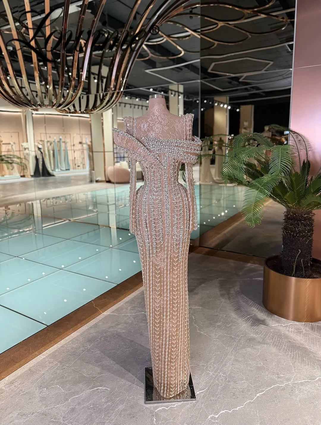 Arabic Nude Champagne Muslim High Neck Lace Evening Dresses with Crystals Islamic Hijab Formal Wedding Party Gowns Customized