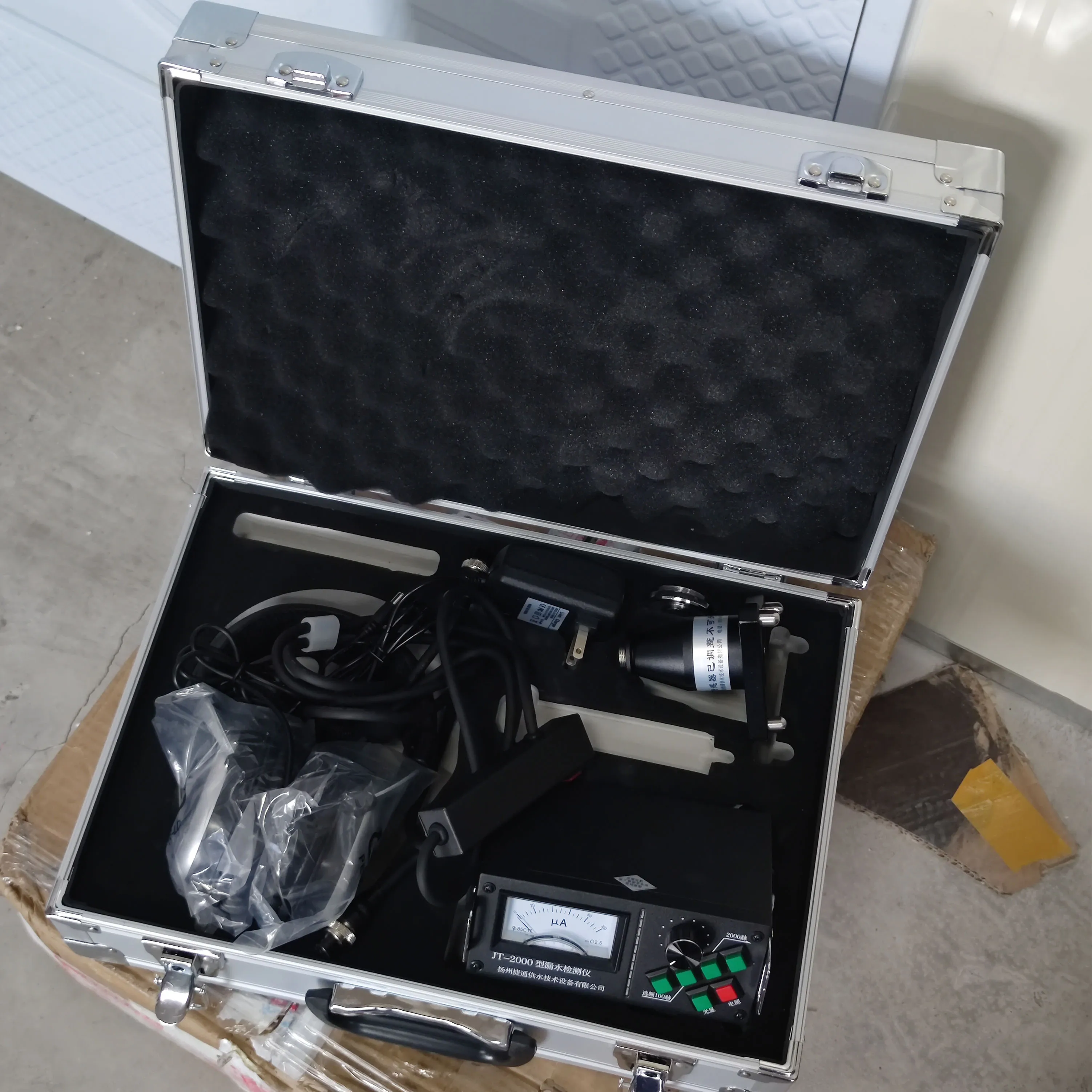 Jietong JT-2000 Instrument de détection de fuite pour la détection de haute précision des fuites de canalisations d'eau souterraine