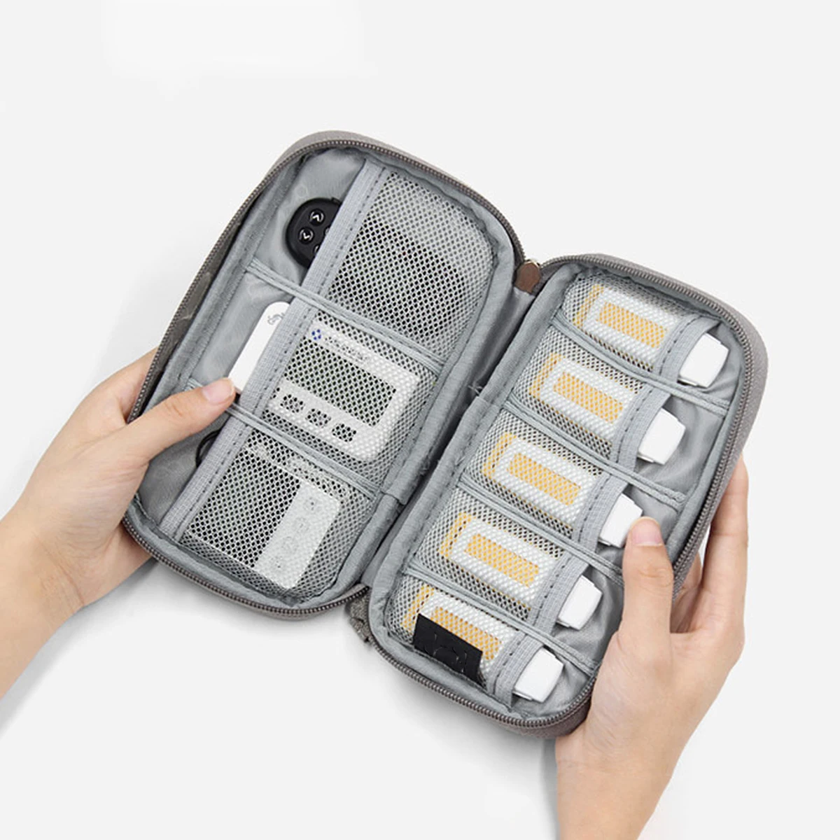 

USB Storage Bag Organizer Electronic Accessories Case Portable Drive Holder Shockproof Flash for Travel